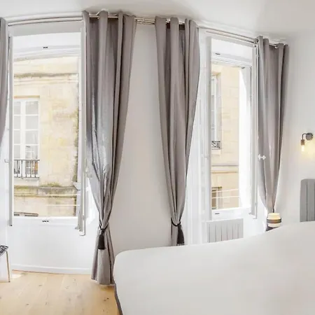 Apartment Centre - Place De La Bourse - 4 Personnes